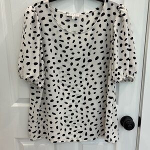 Polka Dot Puff Sleeve Lightweight Blouse